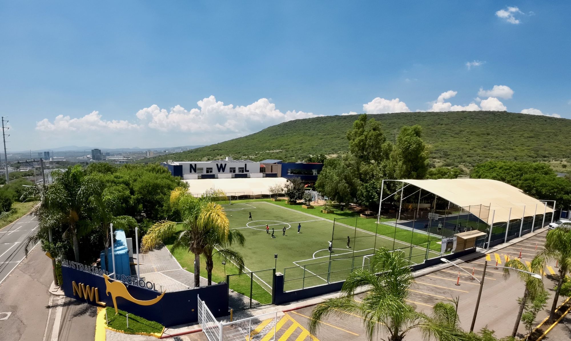 Campus & Fields