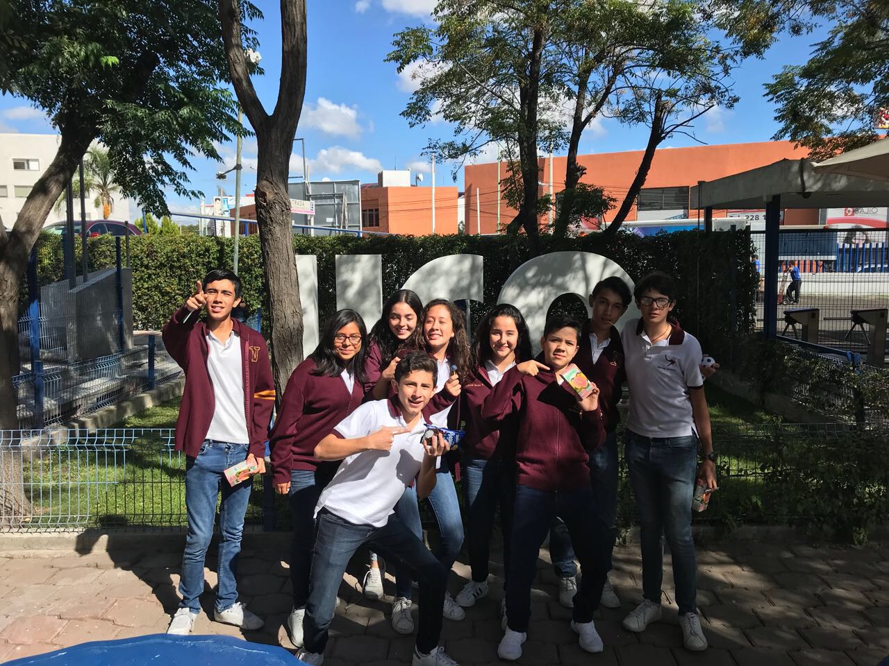 Alumnos de 3ro de secundaria de visita a la Prepa UCO Octubre 2017