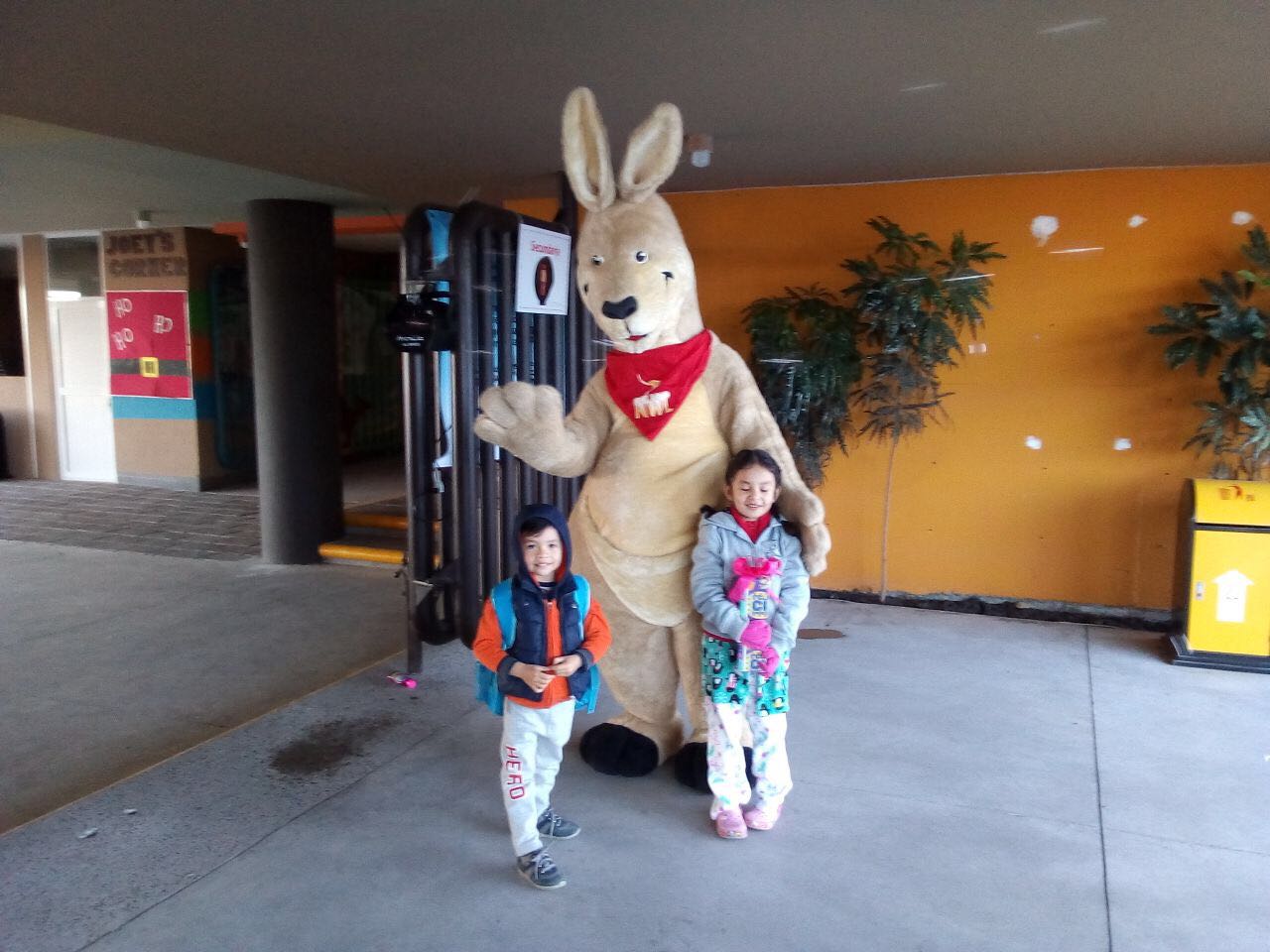 ñFeliz regreso a clases Familia NWL!