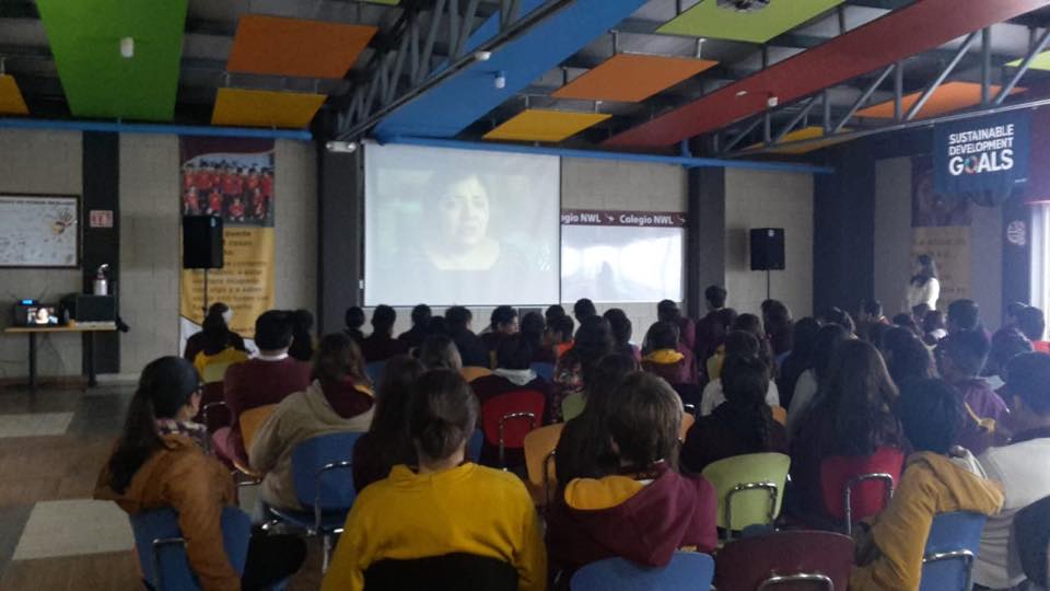 Platica de nutrición a secundaria